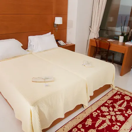 Отель Bellevue On The 5*