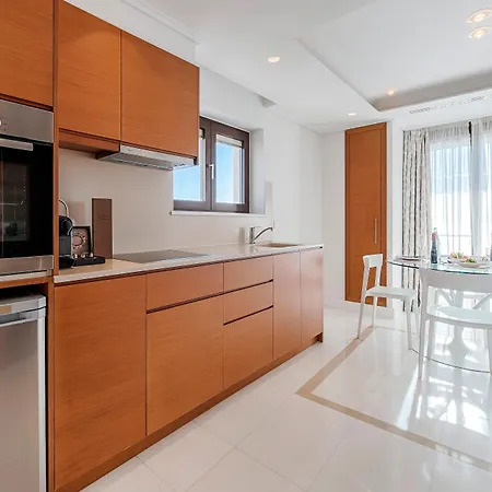 Otel Bellevue On The Rhodes City