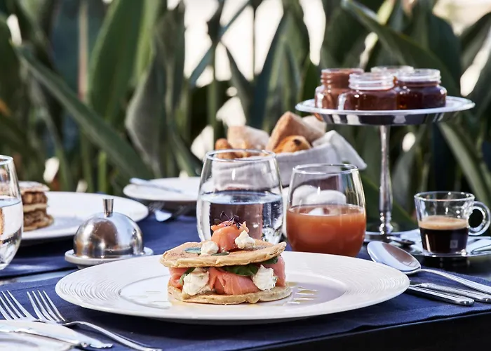 Bellevue On The Rhodes City